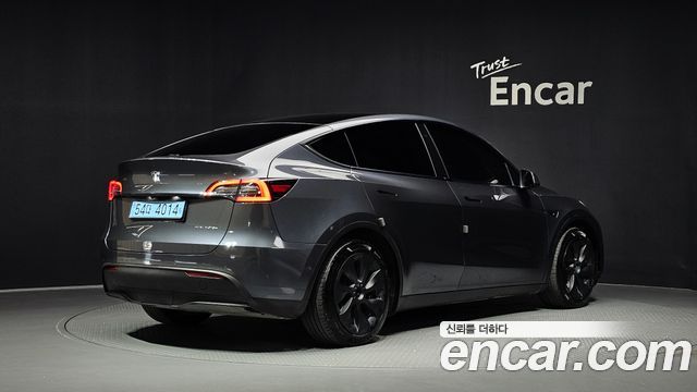 Tesla Model Y Long Range AWD 2022 — фото 2
