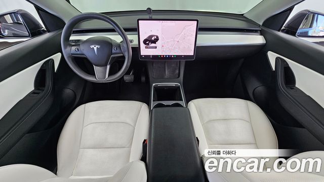 Tesla Model Y Long Range AWD 2022 — фото 7
