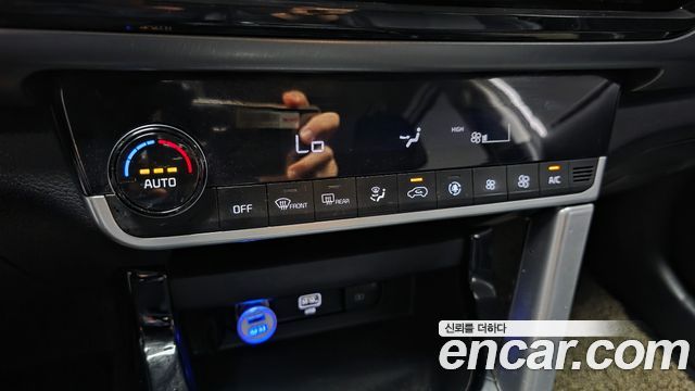 Kia Seltos Diesel 1.6 2WD Noblesse 2020 — фото 16