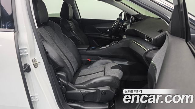 Peugeot 3008 (II) 1.6 BlueHDi Allure 2018 — фото 11