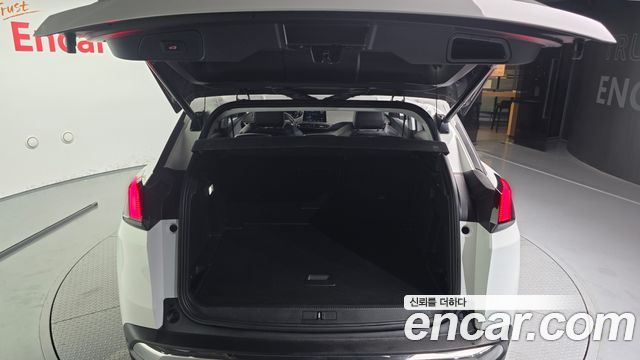 Peugeot 3008 (II) 1.6 BlueHDi Allure 2018 — фото 20