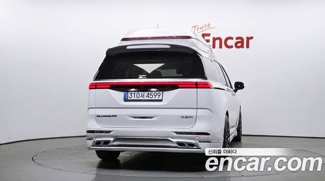 Kia Carnival (IV) Gasoline 9-seater Limousine(Special vehicle) 2022 — фото 4