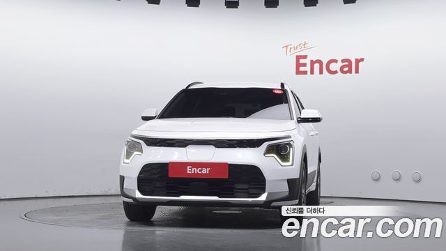 Kia Niro EV Air 2023 — фото 3