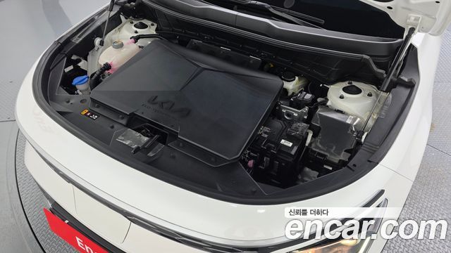 Kia Niro EV Air 2023 — фото 6