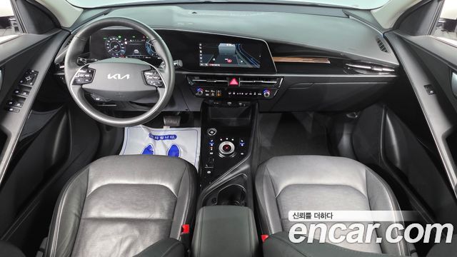 Kia Niro EV Air 2023 — фото 7