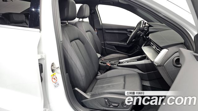 Audi A3 (8Y) 40 TFSI 2023 — фото 11