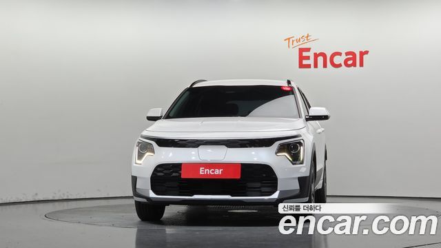 Kia Niro EV Air 2023 — фото 3