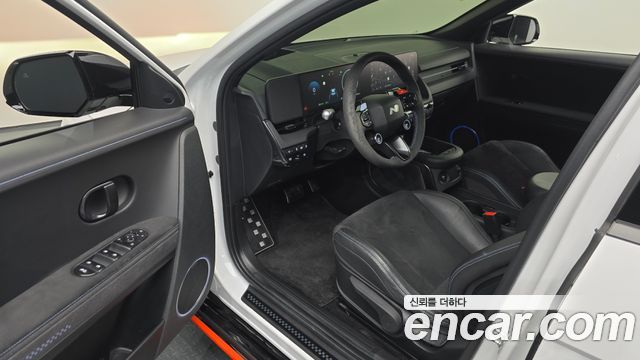 Hyundai Ioniq 5 N 2025 — фото 10