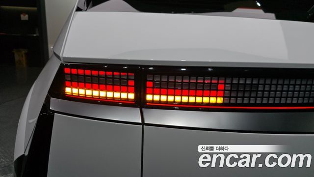 Hyundai Ioniq 5 N 2025 — фото 23
