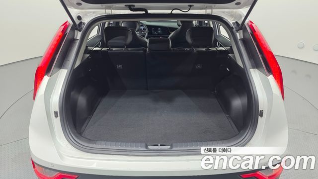 Kia Niro EV Air 2023 — фото 16