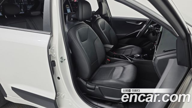 Kia Niro EV Air 2023 — фото 26