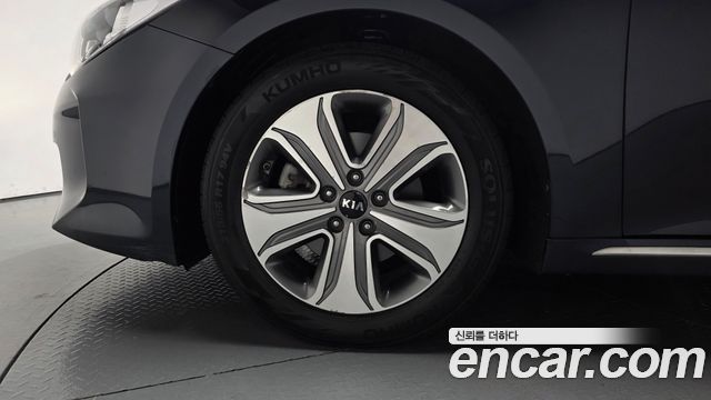 Kia K5 Hybrid (II) Noblesse Special 2018 — фото 5