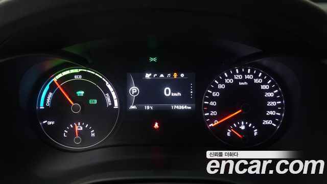 Kia K5 Hybrid (II) Noblesse Special 2018 — фото 8