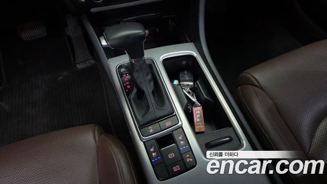 Kia K5 Hybrid (II) Noblesse Special 2018 — фото 9