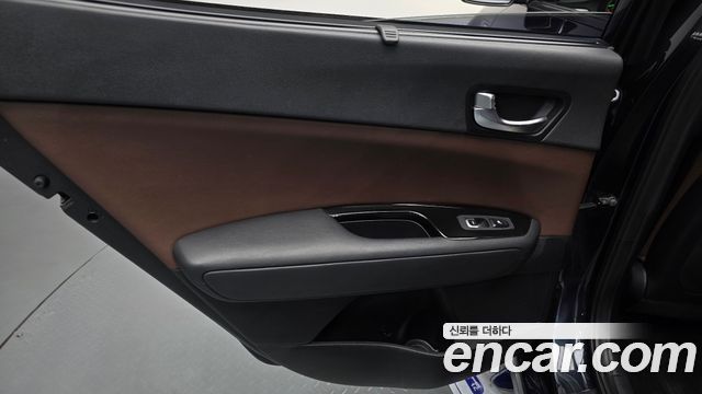 Kia K5 Hybrid (II) Noblesse Special 2018 — фото 25