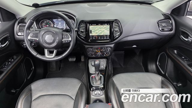 Jeep Compass (II) 2.4 Limited High AWD 2020 — фото 7