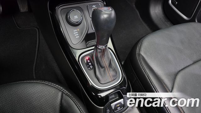 Jeep Compass (II) 2.4 Limited High AWD 2020 — фото 9
