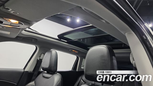 Jeep Compass (II) 2.4 Limited High AWD 2020 — фото 19