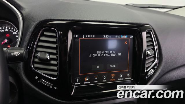 Jeep Compass (II) 2.4 Limited High AWD 2020 — фото 27