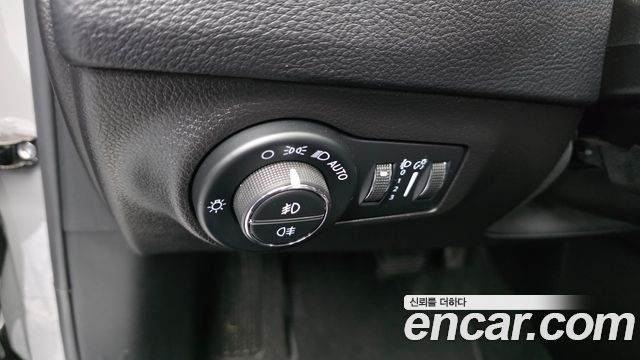 Jeep Compass (II) 2.4 Limited High AWD 2020 — фото 30