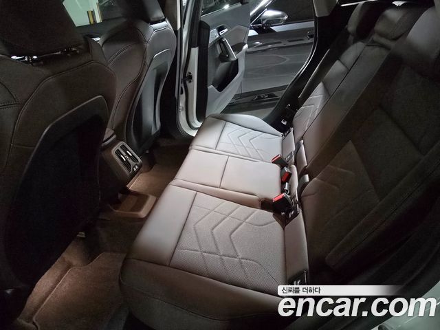 BMW X1 (U11) sDrive 20i xLine 2025 — фото 18