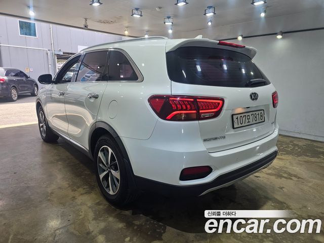 Kia Sorento Diesel 2.0 2WD Prestige 2018 — фото 6