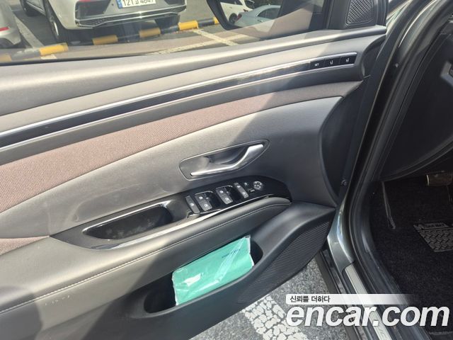 Hyundai Tucson (NX4) Gasoline 1.6 Turbo 2WD Inspiration 2021 — фото 8