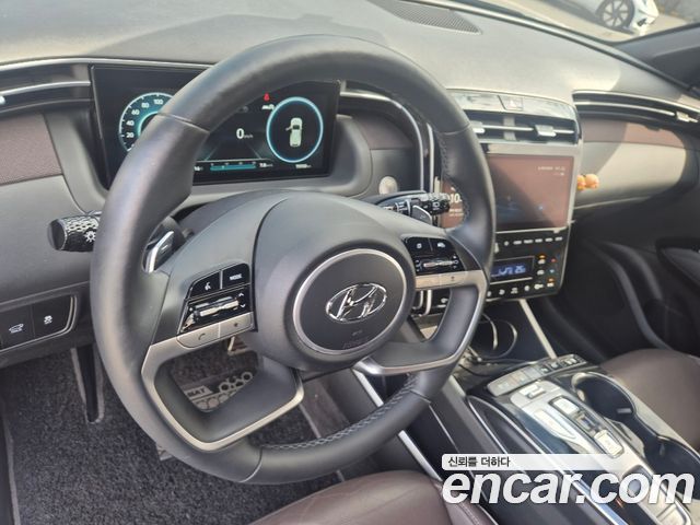 Hyundai Tucson (NX4) Gasoline 1.6 Turbo 2WD Inspiration 2021 — фото 9