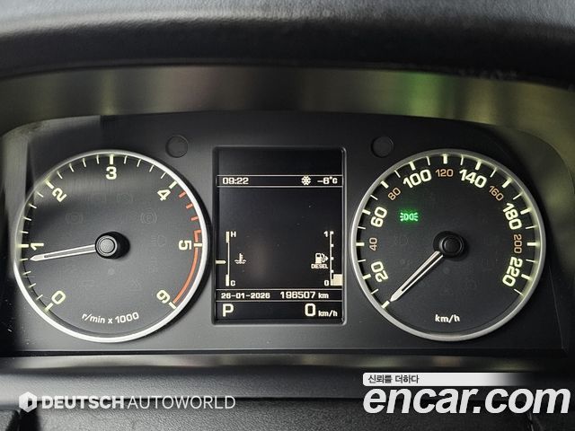 Land Rover Discovery 4 3.0 SDV6 HSE 2013 — фото 8
