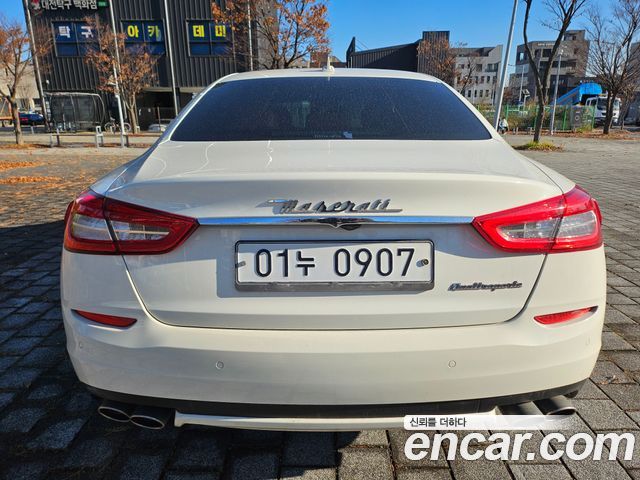 Maserati Quattroporte 3.0 Diesel 2016 — фото 7