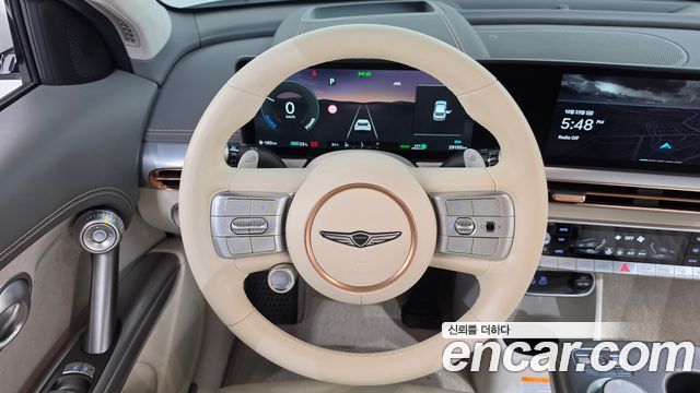 Genesis GV60 Standard AWD 2023 — фото 13