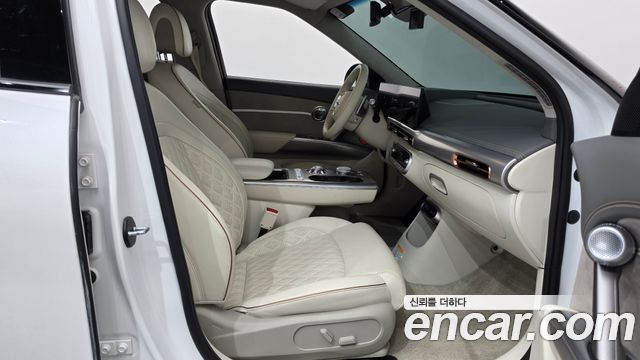 Genesis GV60 Standard AWD 2023 — фото 26