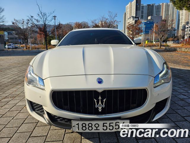 Maserati Quattroporte 3.0 V6