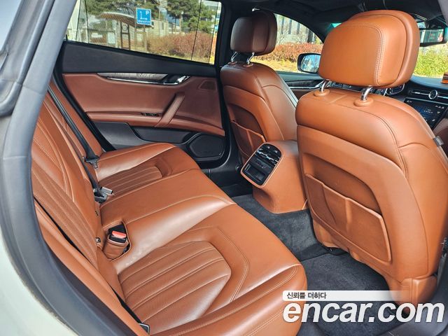 Maserati Quattroporte 3.0 V6 2016 — фото 19