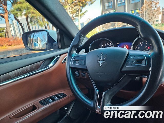 Maserati Quattroporte 3.0 V6 2016 — фото 23