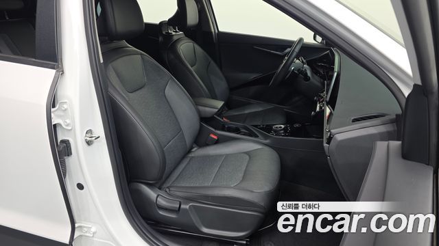 Kia Niro EV Air 2023 — фото 11