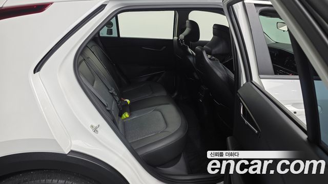 Kia Niro EV Air 2023 — фото 12