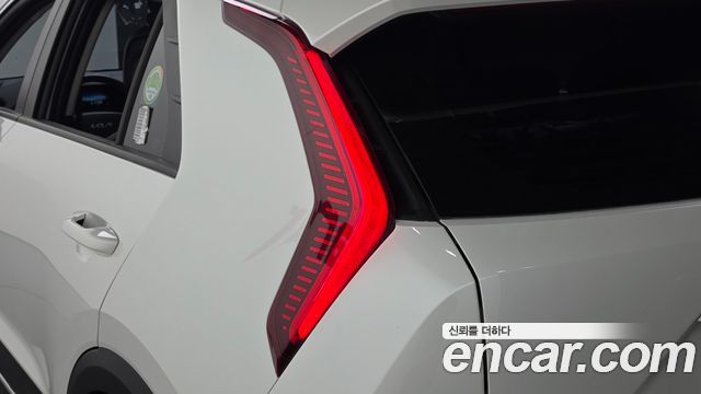 Kia Niro EV Air 2023 — фото 23