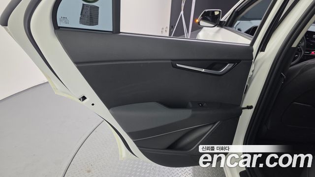 Kia Niro EV Air 2023 — фото 25