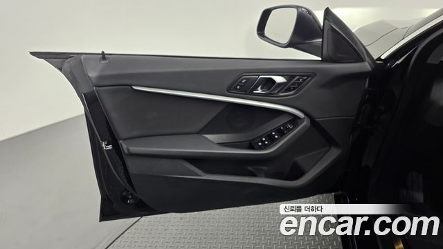 BMW 2 Series Gran Coupe (F44) 220i Sport 2023 — фото 24