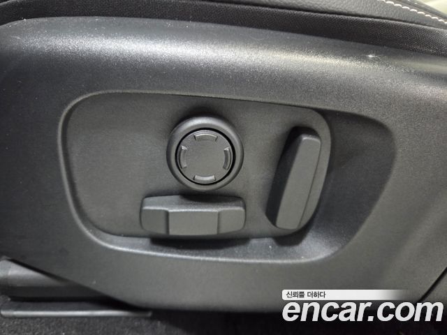 Land Rover Discovery Sport (II) P250 Dynamic SE 2024 — фото 16
