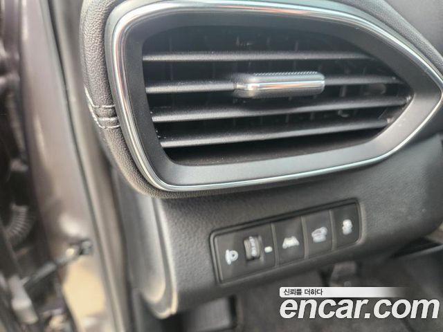 Hyundai Santa Fe Diesel 2.2 4WD Exclusive 2022 — фото 7