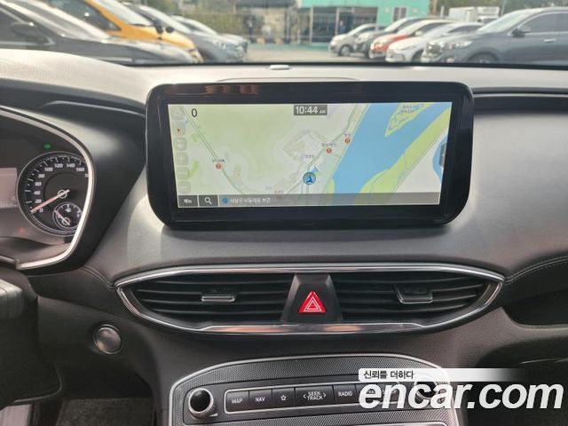 Hyundai Santa Fe Diesel 2.2 4WD Exclusive 2022 — фото 9