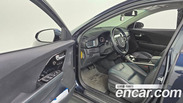 Kia Niro EV Noblesse 2021 — фото 10