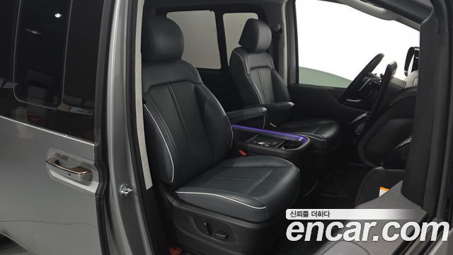 Hyundai Staria HEV 1.6 Lounge 7-Seater Inspiration 2025 — фото 26