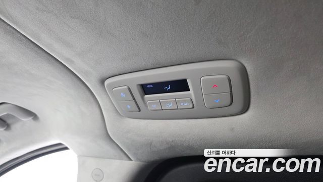Hyundai Staria HEV 1.6 Lounge 7-Seater Inspiration 2025 — фото 29