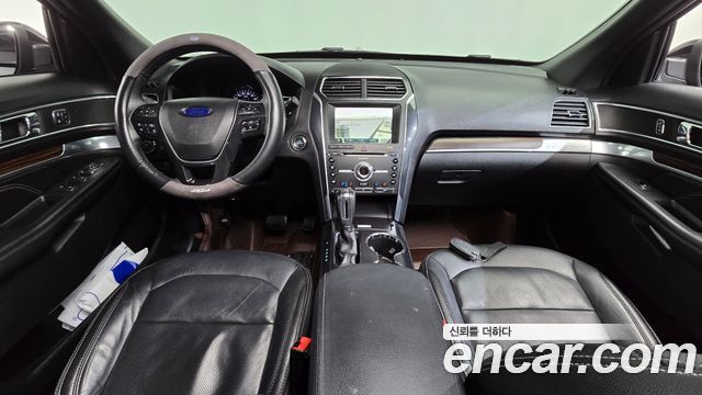 Ford Explorer 2.3 Limited 4WD 5th 2018 — фото 7