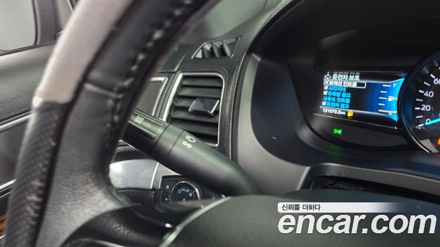 Ford Explorer 2.3 Limited 4WD 5th 2018 — фото 19