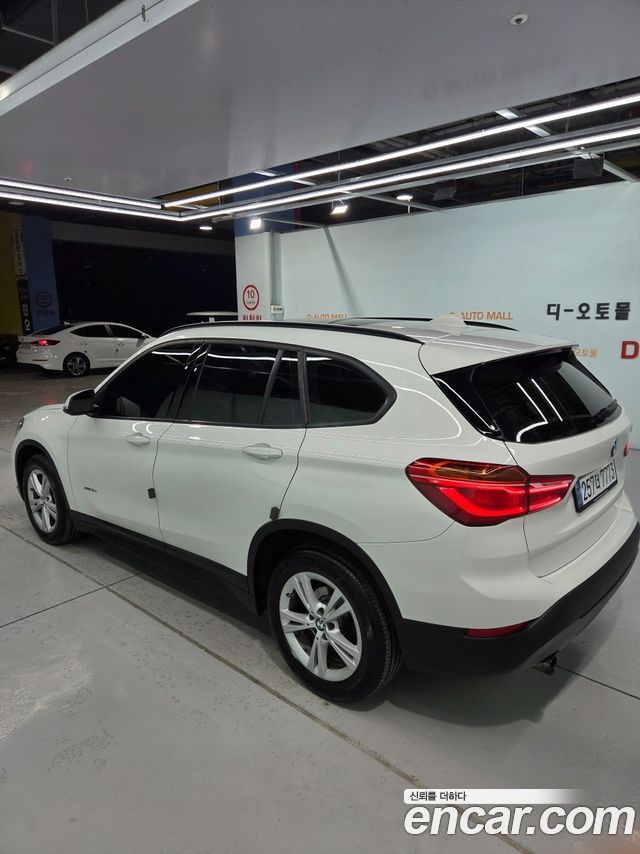 BMW X1 (F48) xDrive 18d 2016 — фото 5
