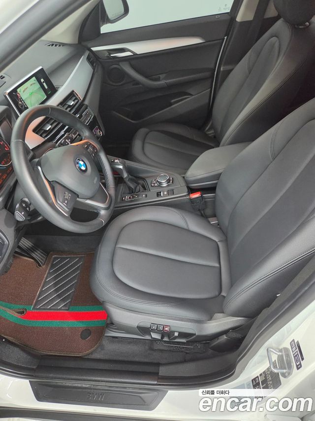 BMW X1 (F48) xDrive 18d 2016 — фото 9